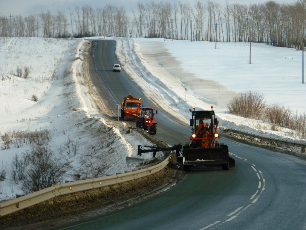 Администрация содержание дорог. Зимнее содержание дорог. Зимнее содержание автомобильных дорог. Машины для зимнего содержания. Техника для зимнего содержания дорог.